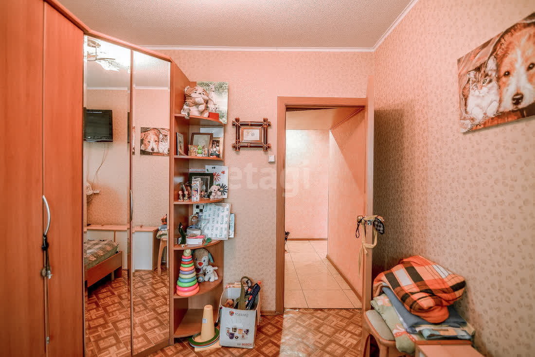 Продажа 4-комнатной квартиры, Южно-Сахалинск, Сахалинская область,  Южно-Сахалинск