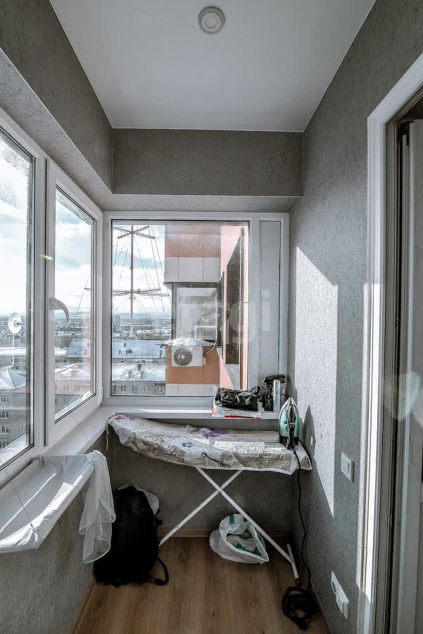 Продажа 2-комнатной квартиры, Южно-Сахалинск, Сахалинская область,  Южно-Сахалинск