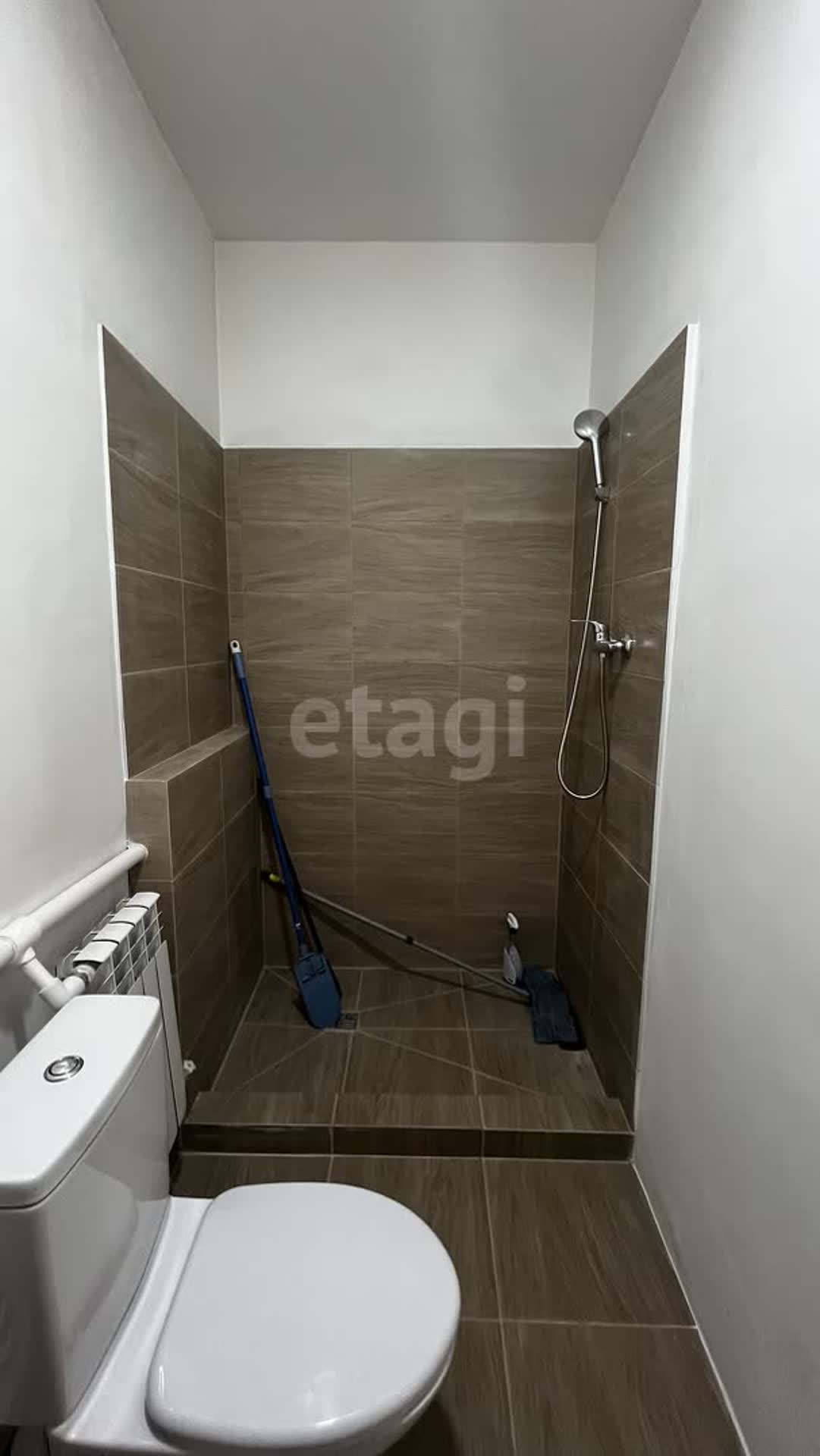 Продажа коммерческой недвижимости, 205м <sup>2</sup>, Улан-Удэ, Бурятия,  Улан-Удэ