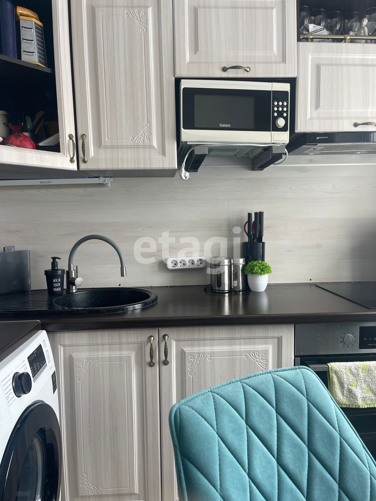 Продажа 3-комнатной квартиры, Южно-Сахалинск, Сахалинская область,  Южно-Сахалинск