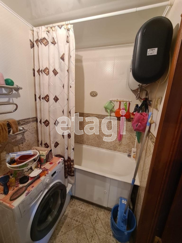 Продажа 2-комнатной квартиры, Южно-Сахалинск, Сахалинская область,  Южно-Сахалинск