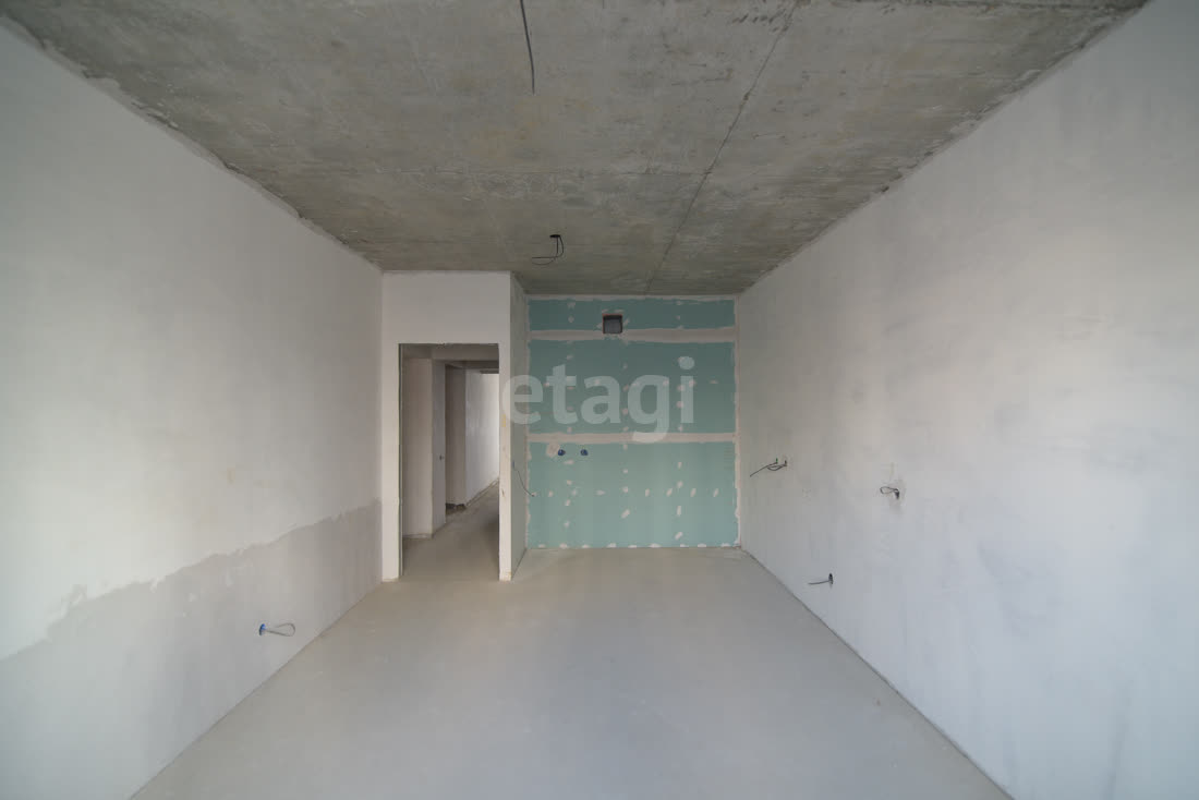 Продажа 4-комнатной квартиры, Южно-Сахалинск, Сахалинская область,  Южно-Сахалинск