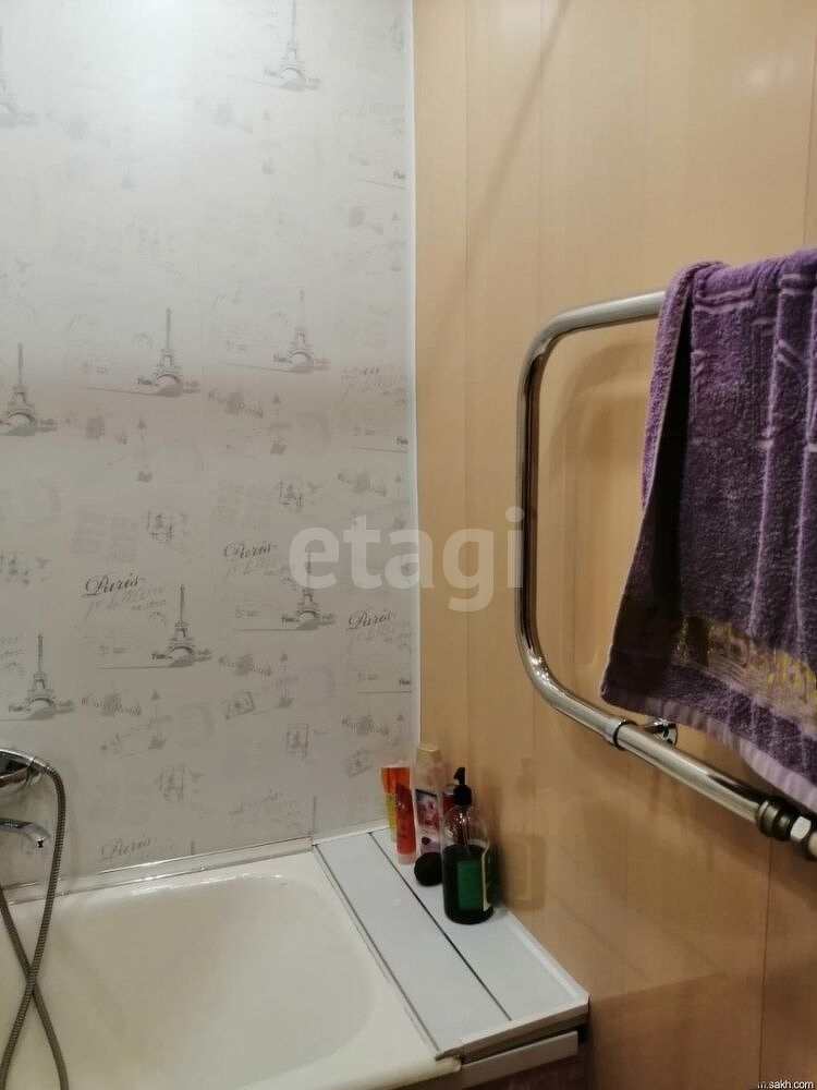 Продажа 2-комнатной квартиры, Южно-Сахалинск, Сахалинская область,  Южно-Сахалинск