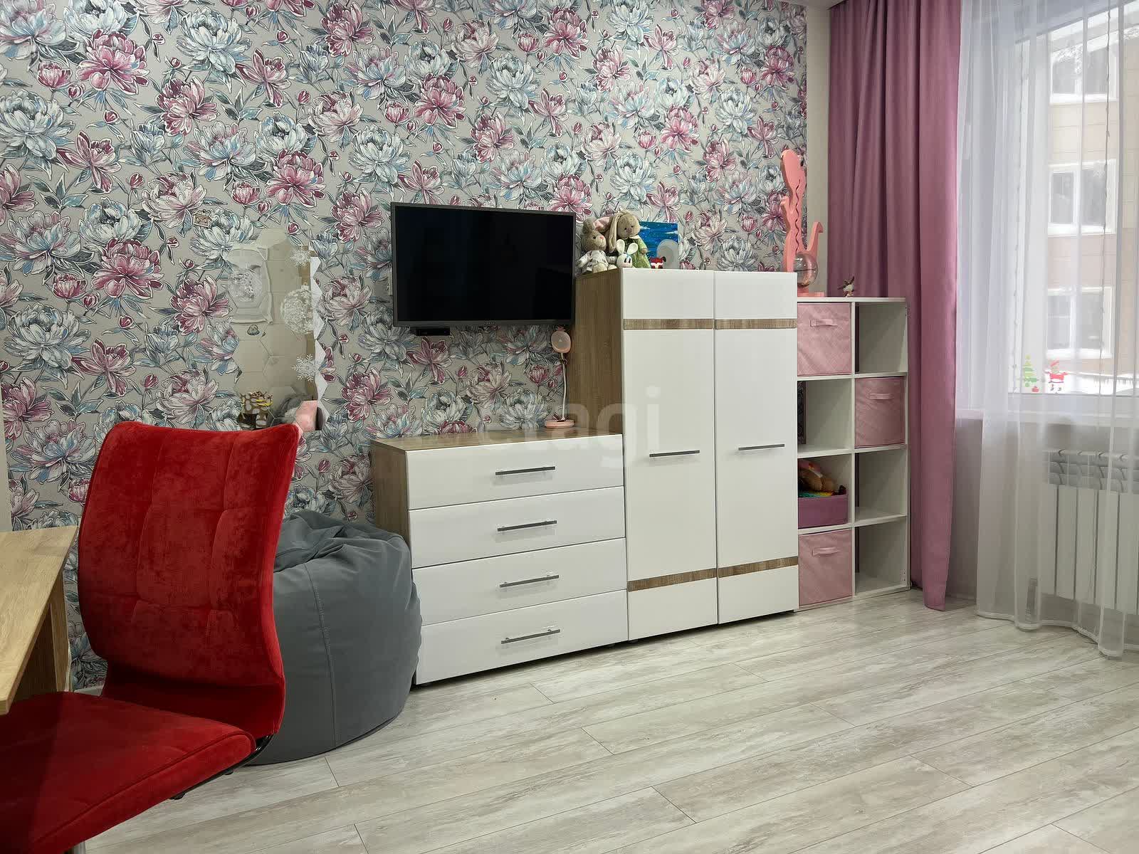 Продажа 3-комнатной квартиры, Южно-Сахалинск, Сахалинская область,  Южно-Сахалинск