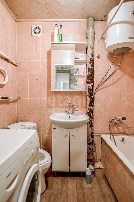 Продажа 2-комнатной квартиры, Южно-Сахалинск, Сахалинская область,  Южно-Сахалинск