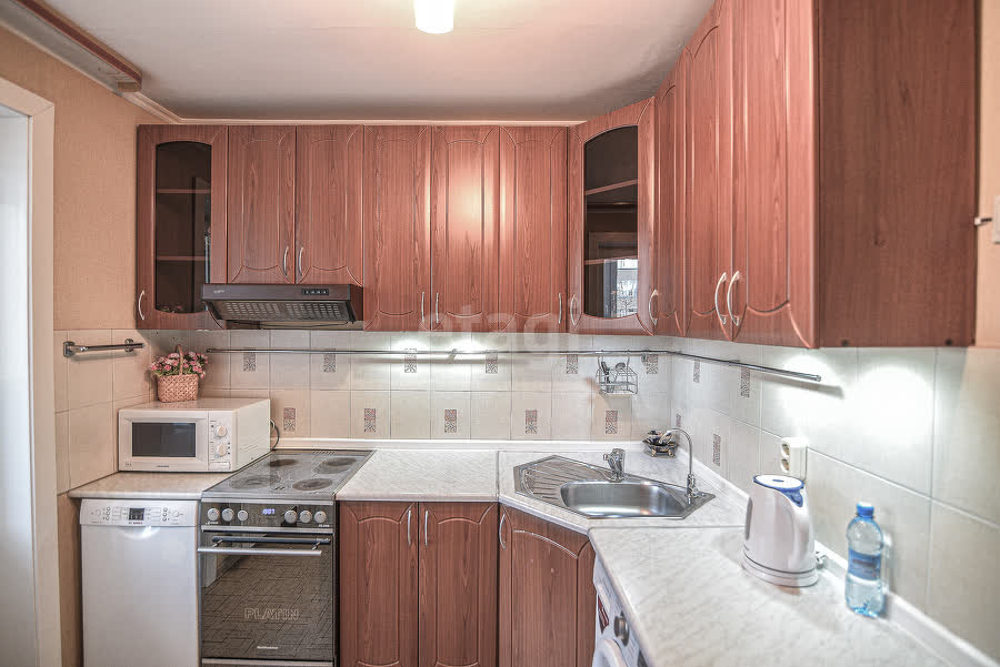 Продажа 2-комнатной квартиры, Южно-Сахалинск, Сахалинская область,  Южно-Сахалинск