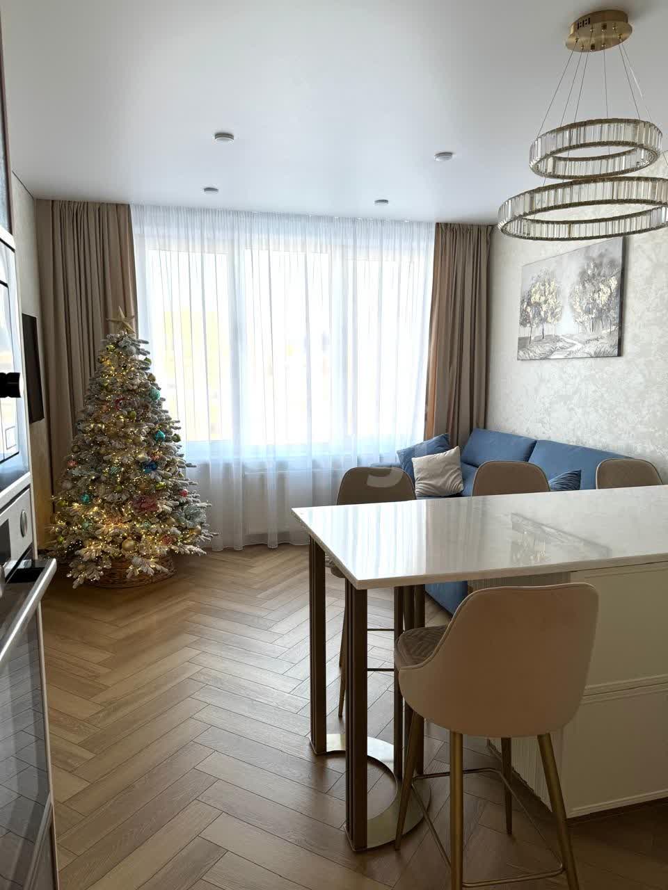 Продажа 3-комнатной квартиры, Южно-Сахалинск, Сахалинская область,  Южно-Сахалинск