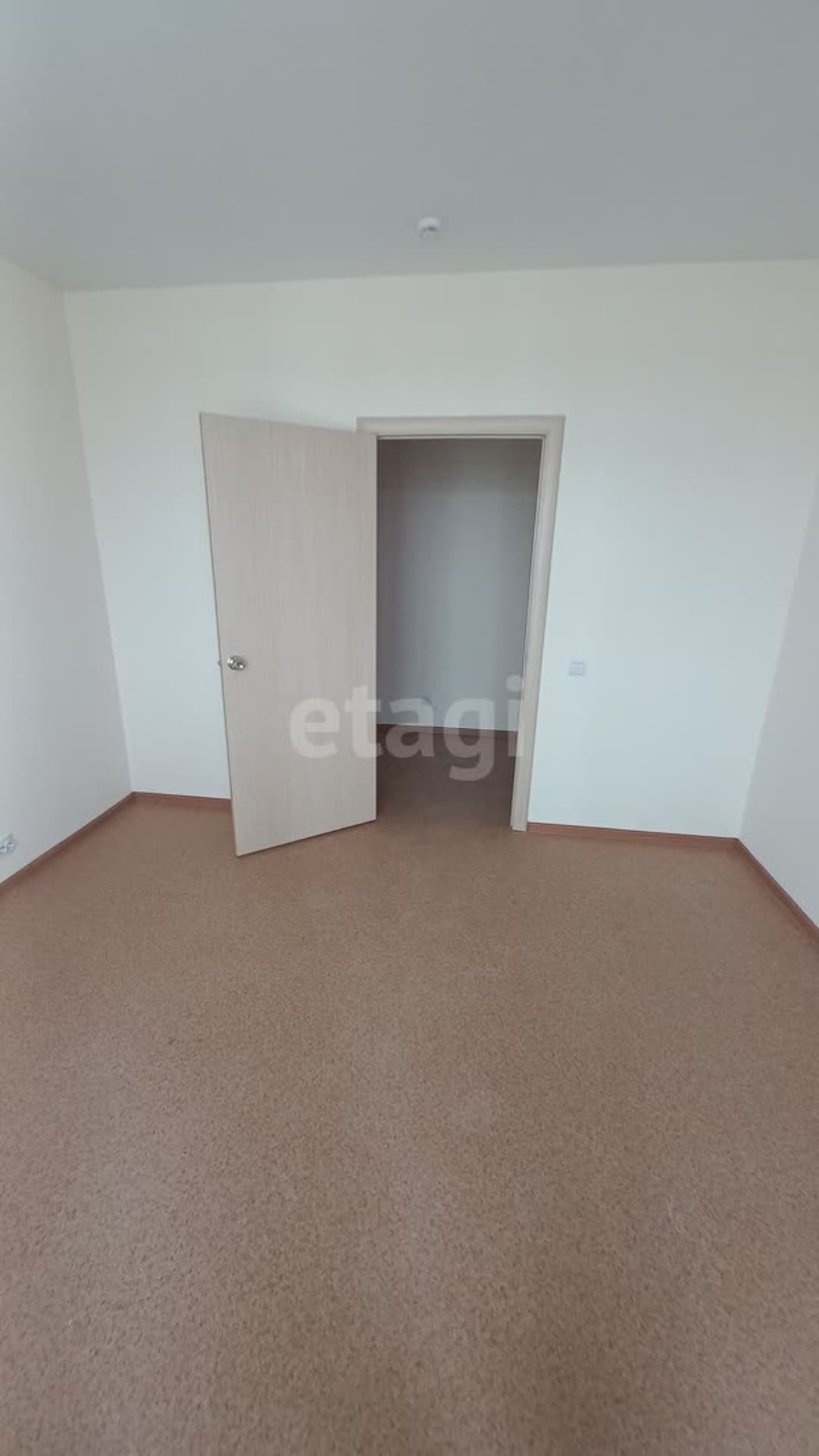 Продажа 2-комнатной квартиры, Южно-Сахалинск, Сахалинская область,  Южно-Сахалинск