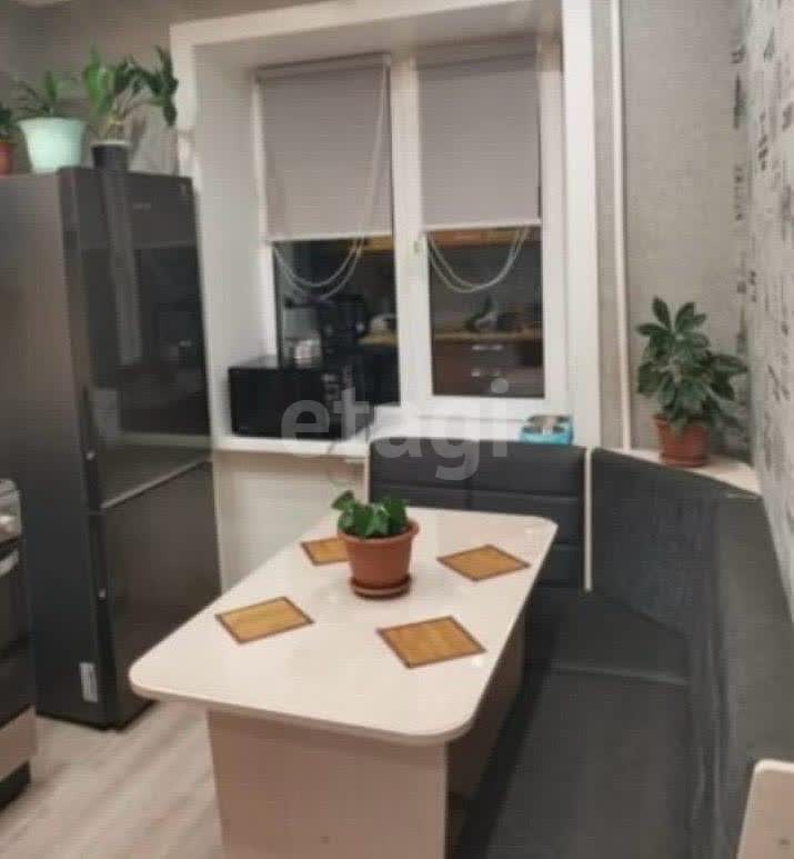 Продажа 2-комнатной квартиры, Южно-Сахалинск, Сахалинская область,  Южно-Сахалинск