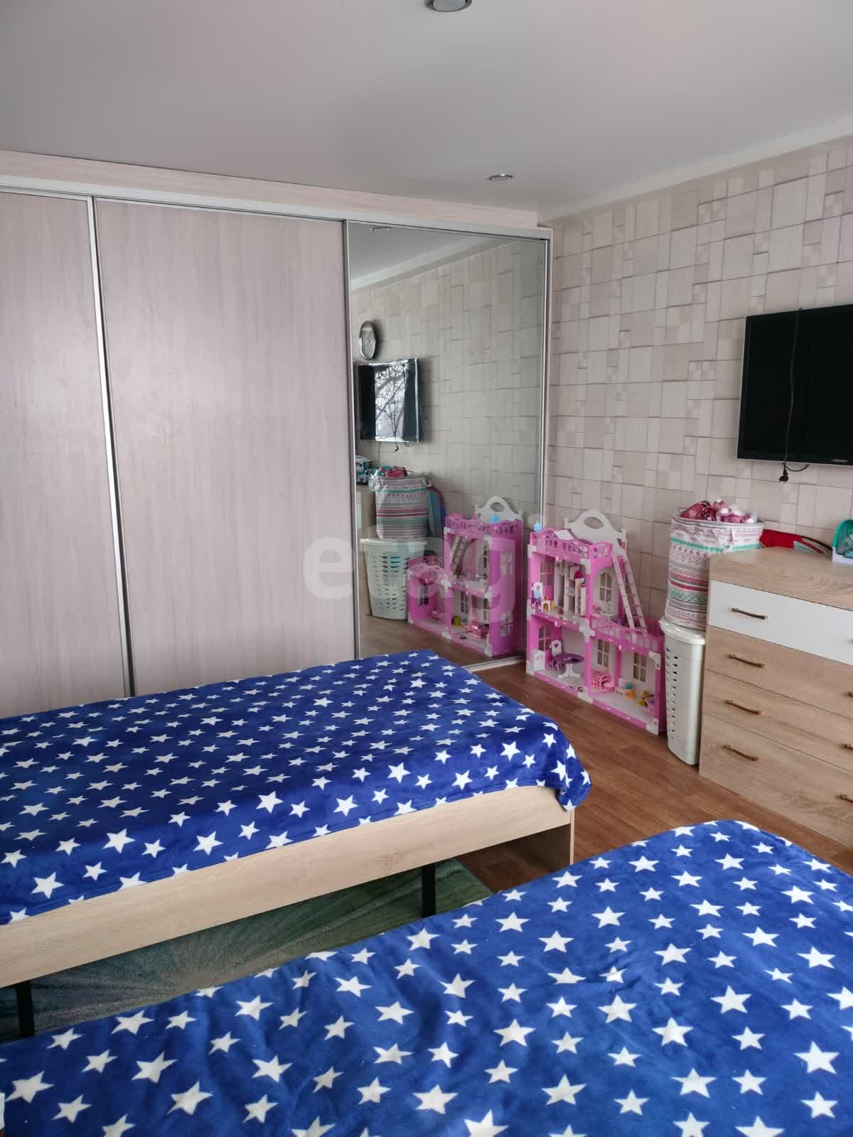 Продажа 3-комнатной квартиры, Южно-Сахалинск, Сахалинская область,  Южно-Сахалинск