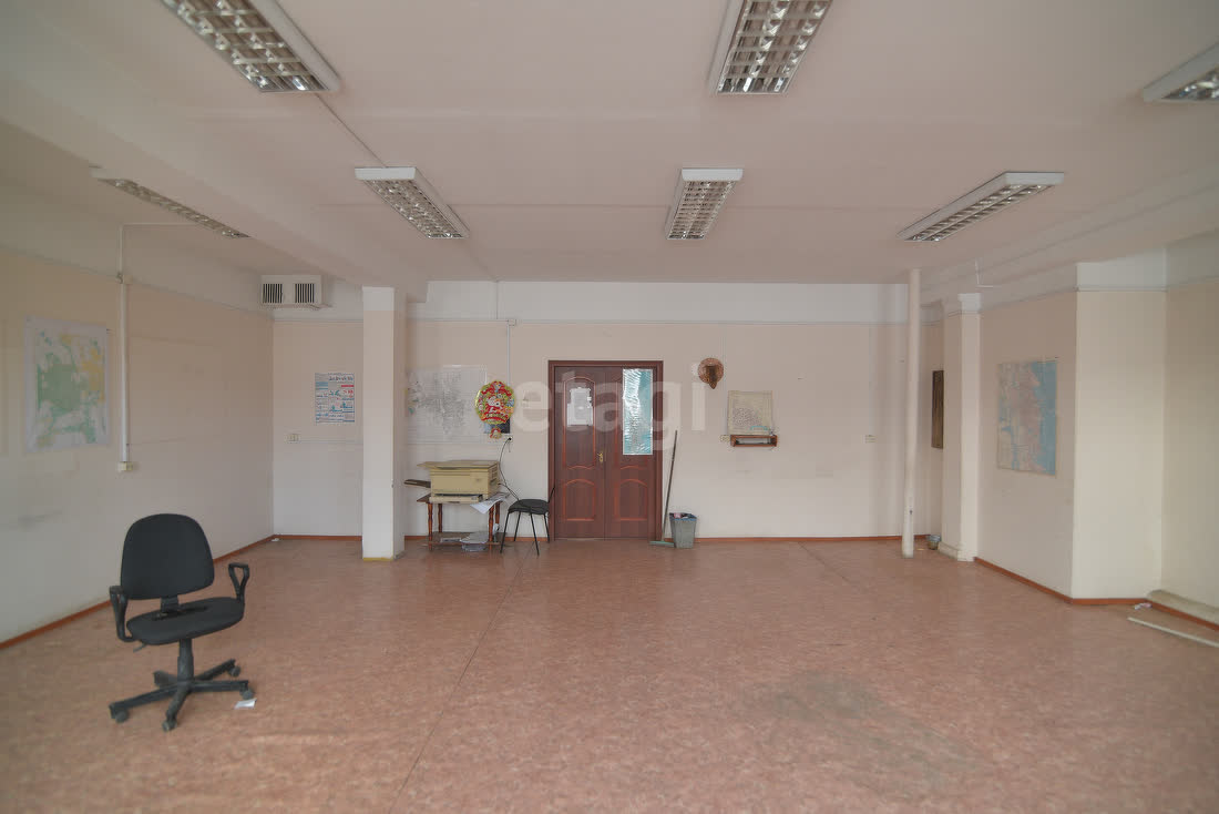 Аренда коммерческой недвижимости, 556м <sup>2</sup>, Южно-Сахалинск, Сахалинская область,  Южно-Сахалинск