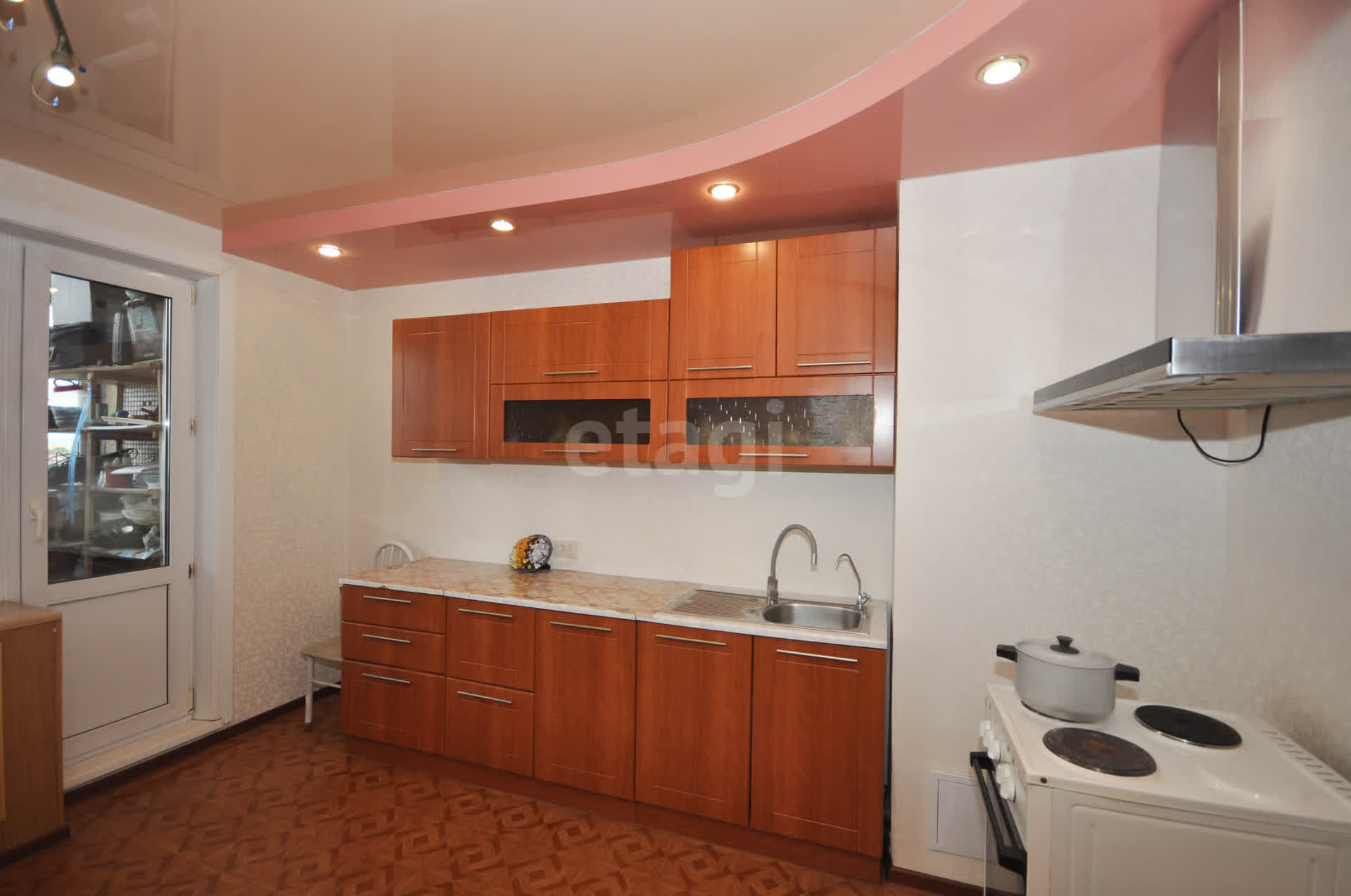 Продажа 3-комнатной квартиры, Южно-Сахалинск, Сахалинская область,  Южно-Сахалинск