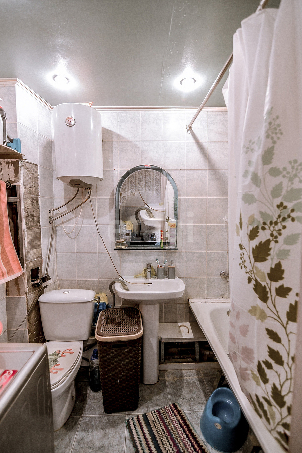 Продажа 3-комнатной квартиры, Южно-Сахалинск, Сахалинская область,  Южно-Сахалинск