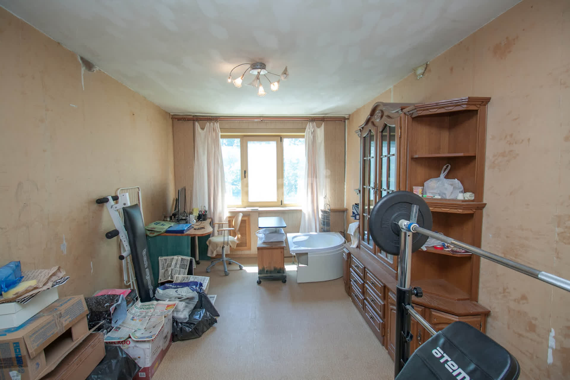 Продажа 2-комнатной квартиры, Южно-Сахалинск, Сахалинская область,  Южно-Сахалинск