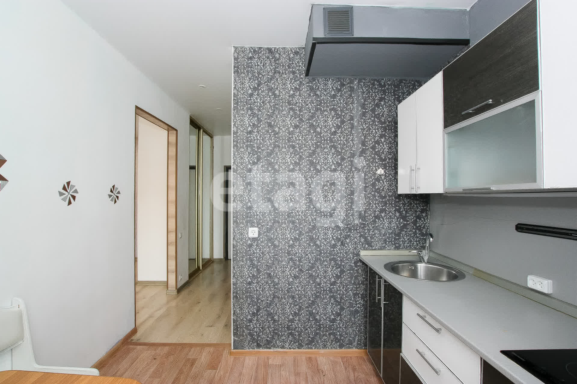 Продажа 1-комнатной квартиры, Улан-Удэ, Республика Бурятия,  Улан-Удэ