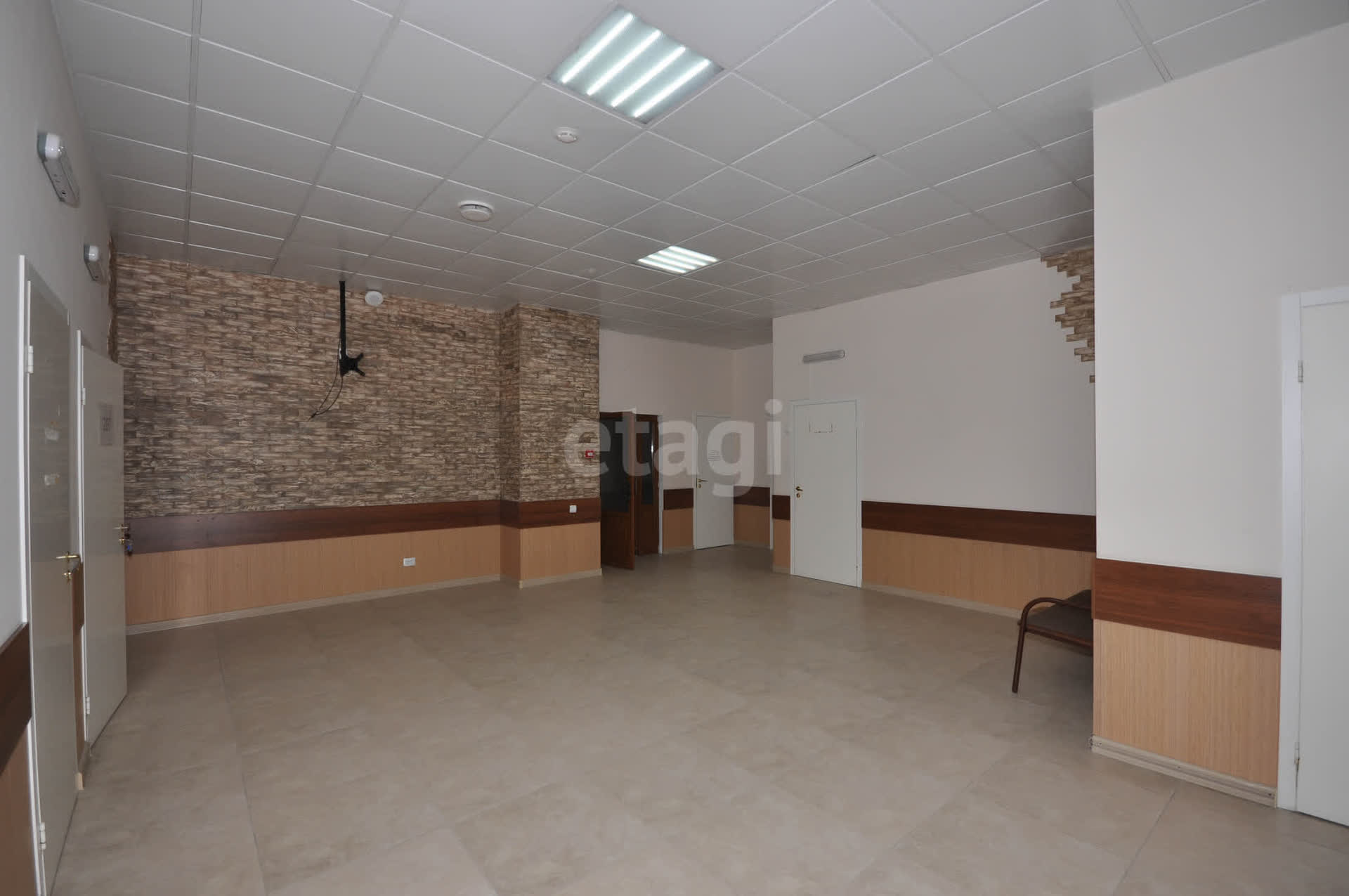 Аренда коммерческой недвижимости, 321м <sup>2</sup>, Южно-Сахалинск, Сахалинская область,  Южно-Сахалинск