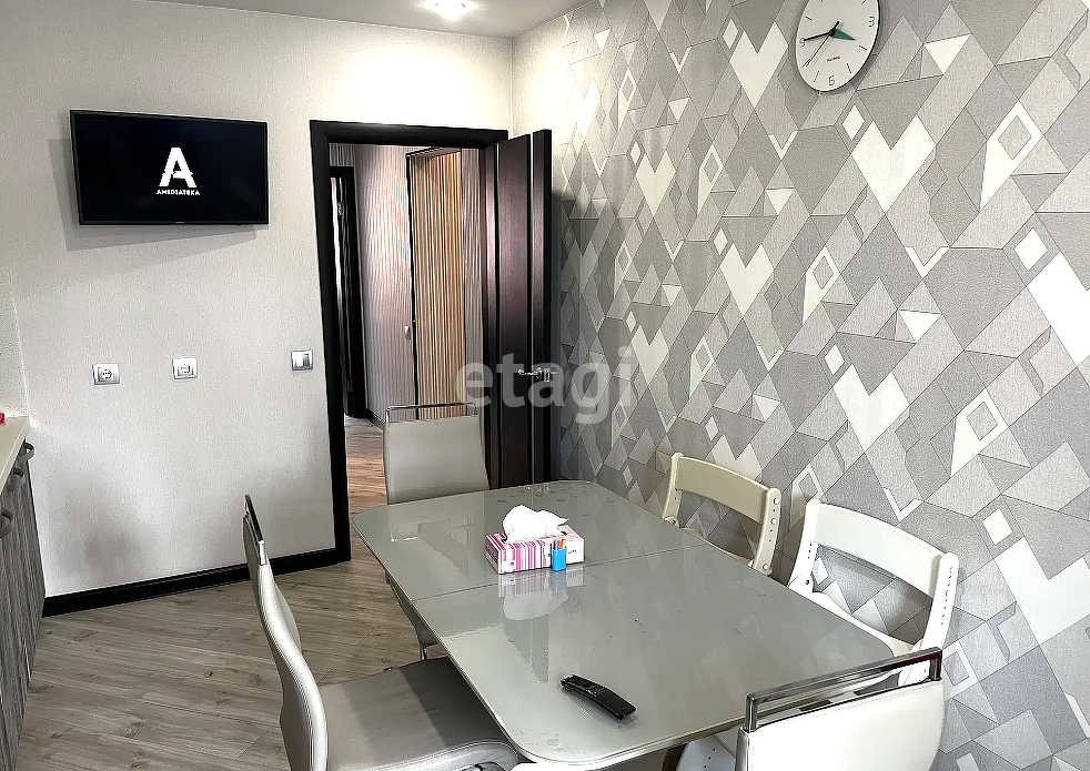 Продажа 3-комнатной квартиры, Южно-Сахалинск, Сахалинская область,  Южно-Сахалинск