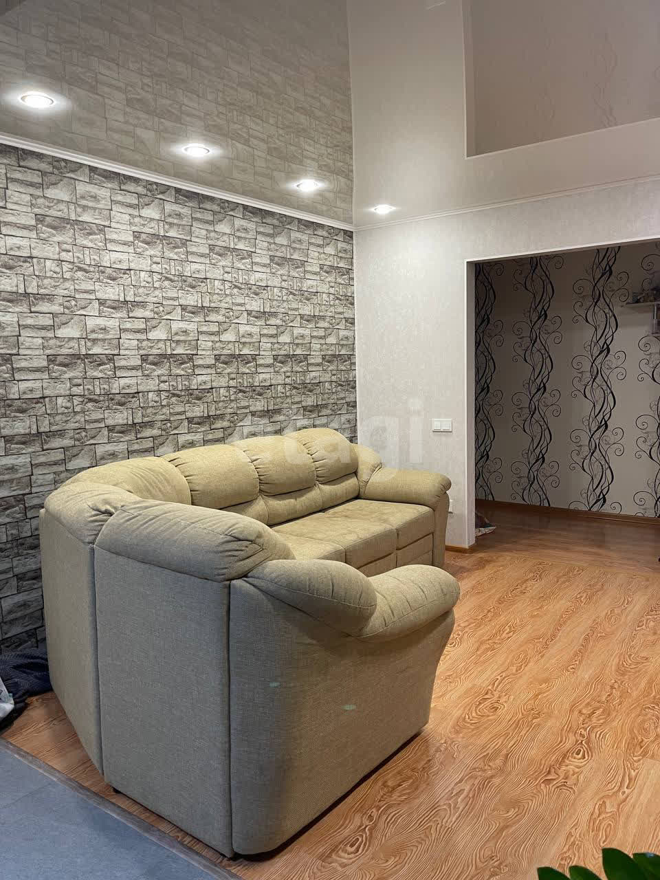 Продажа 4-комнатной квартиры, Южно-Сахалинск, Сахалинская область,  Южно-Сахалинск