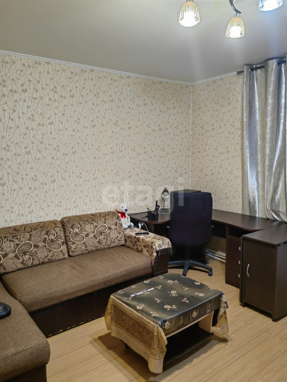 Продажа 3-комнатной квартиры, Южно-Сахалинск, Сахалинская область,  Южно-Сахалинск