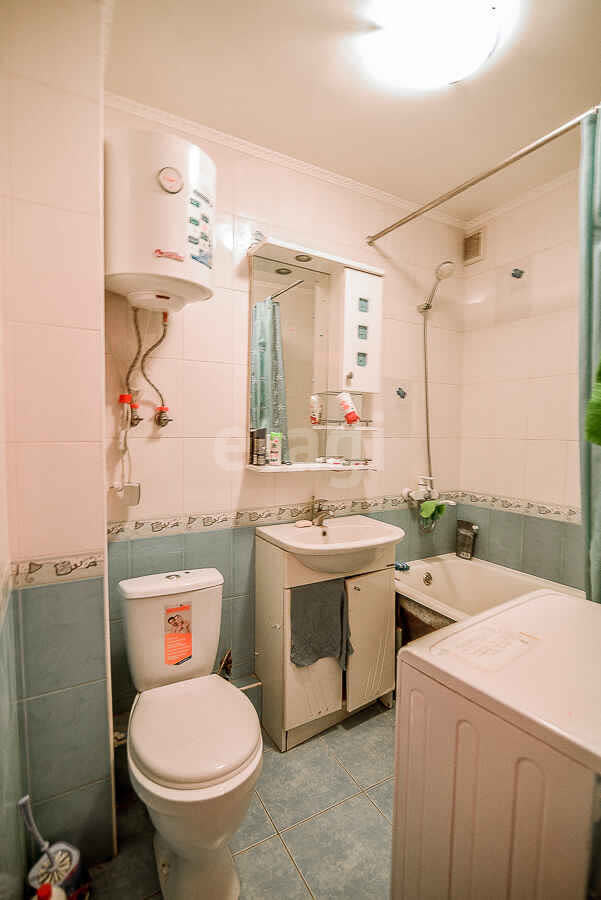 Продажа 2-комнатной квартиры, Южно-Сахалинск, Сахалинская область,  Южно-Сахалинск