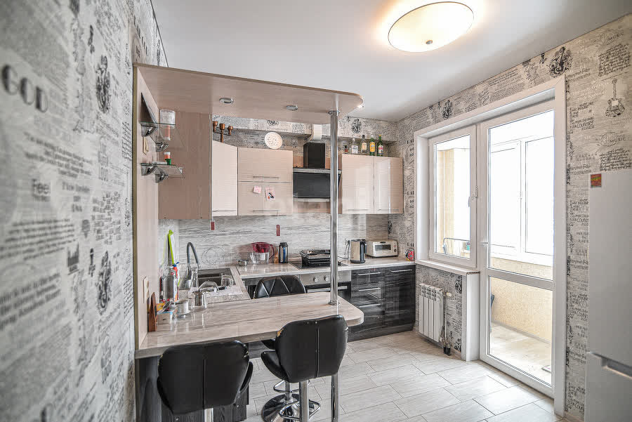 Продажа 2-комнатной квартиры, Южно-Сахалинск, Сахалинская область,  Южно-Сахалинск