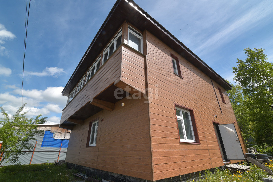 Продажа дома, 201м <sup>2</sup>, 8 сот., Южно-Сахалинск, Сахалинская область,  Южно-Сахалинск