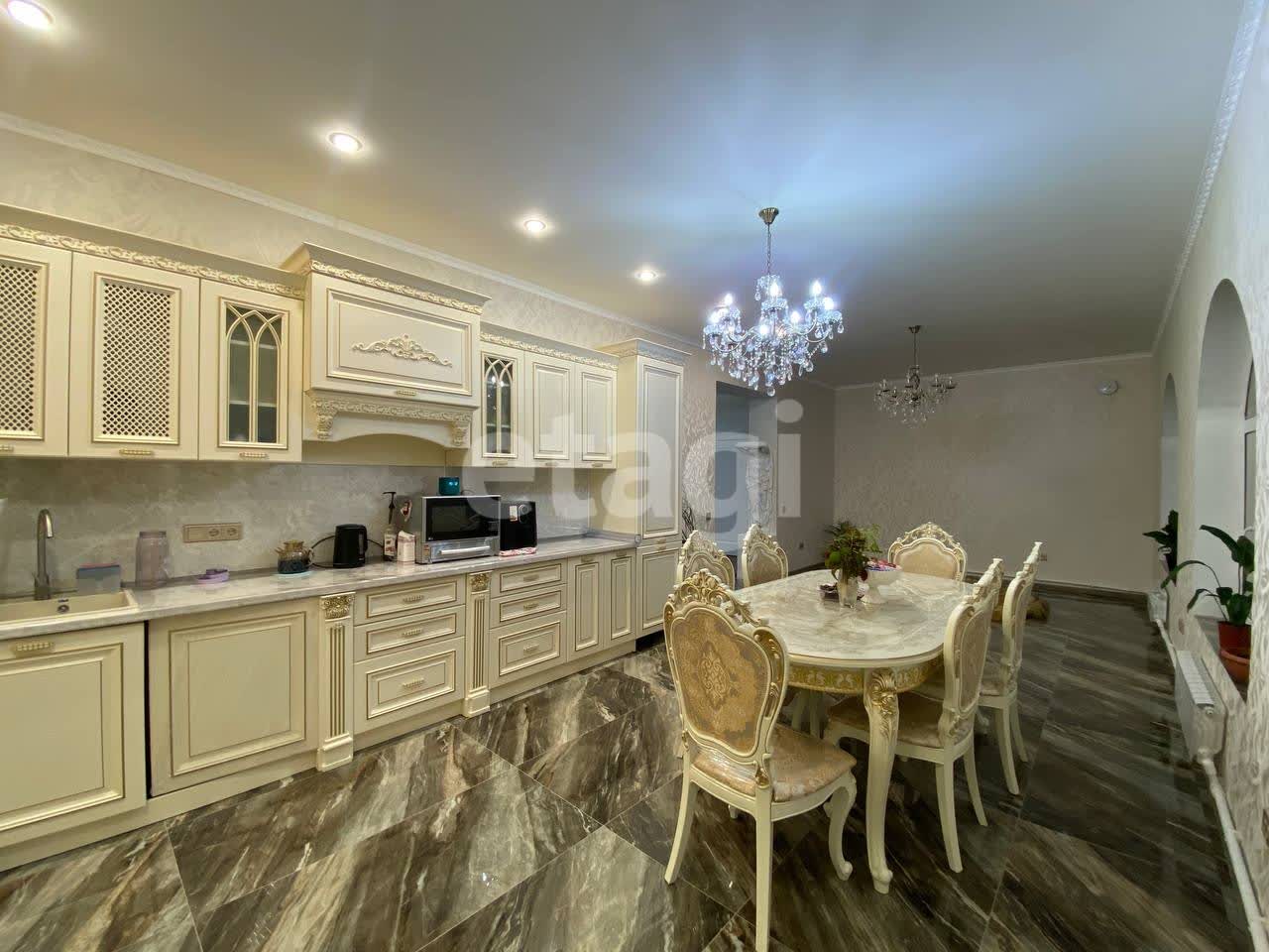 Продажа дома, 185м <sup>2</sup>, 8 сот., Улан-Удэ, Республика Бурятия,  Октябрьский