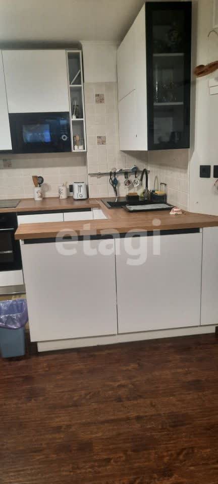 Продажа 3-комнатной квартиры, Улан-Удэ, Республика Бурятия,  Улан-Удэ