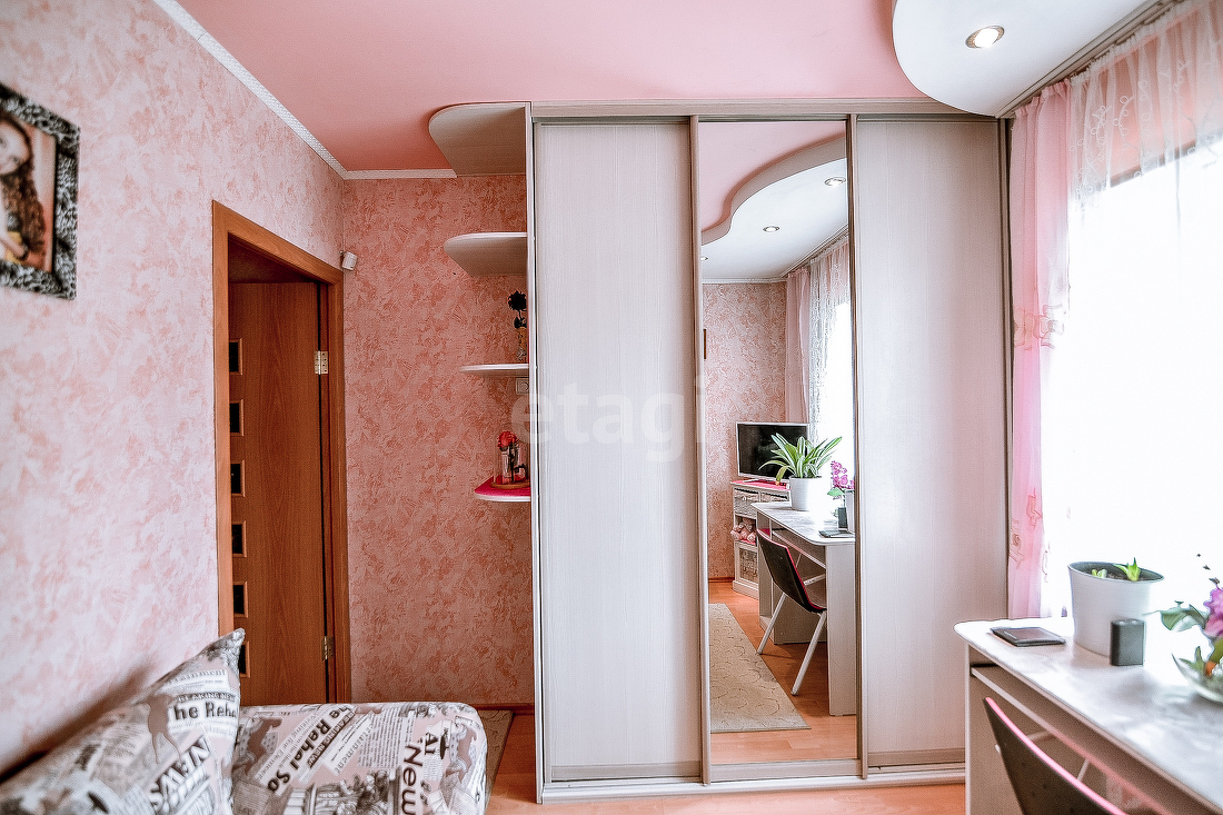 Продажа 3-комнатной квартиры, Южно-Сахалинск, Сахалинская область,  Южно-Сахалинск