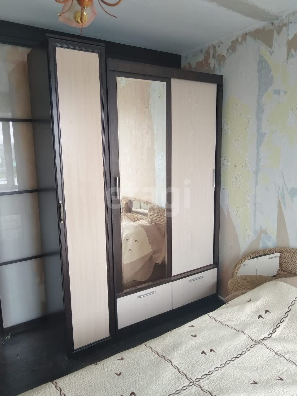 Продажа 4-комнатной квартиры, Южно-Сахалинск, Сахалинская область,  Южно-Сахалинск