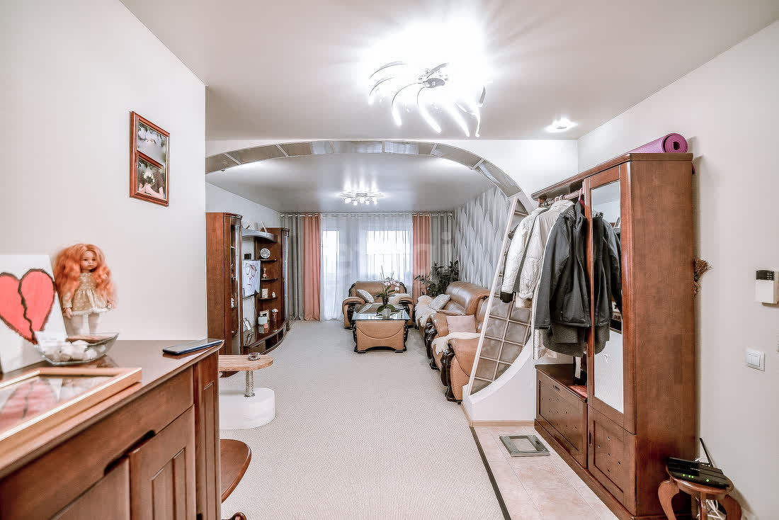 Продажа 3-комнатной квартиры, Южно-Сахалинск, Сахалинская область,  Южно-Сахалинск