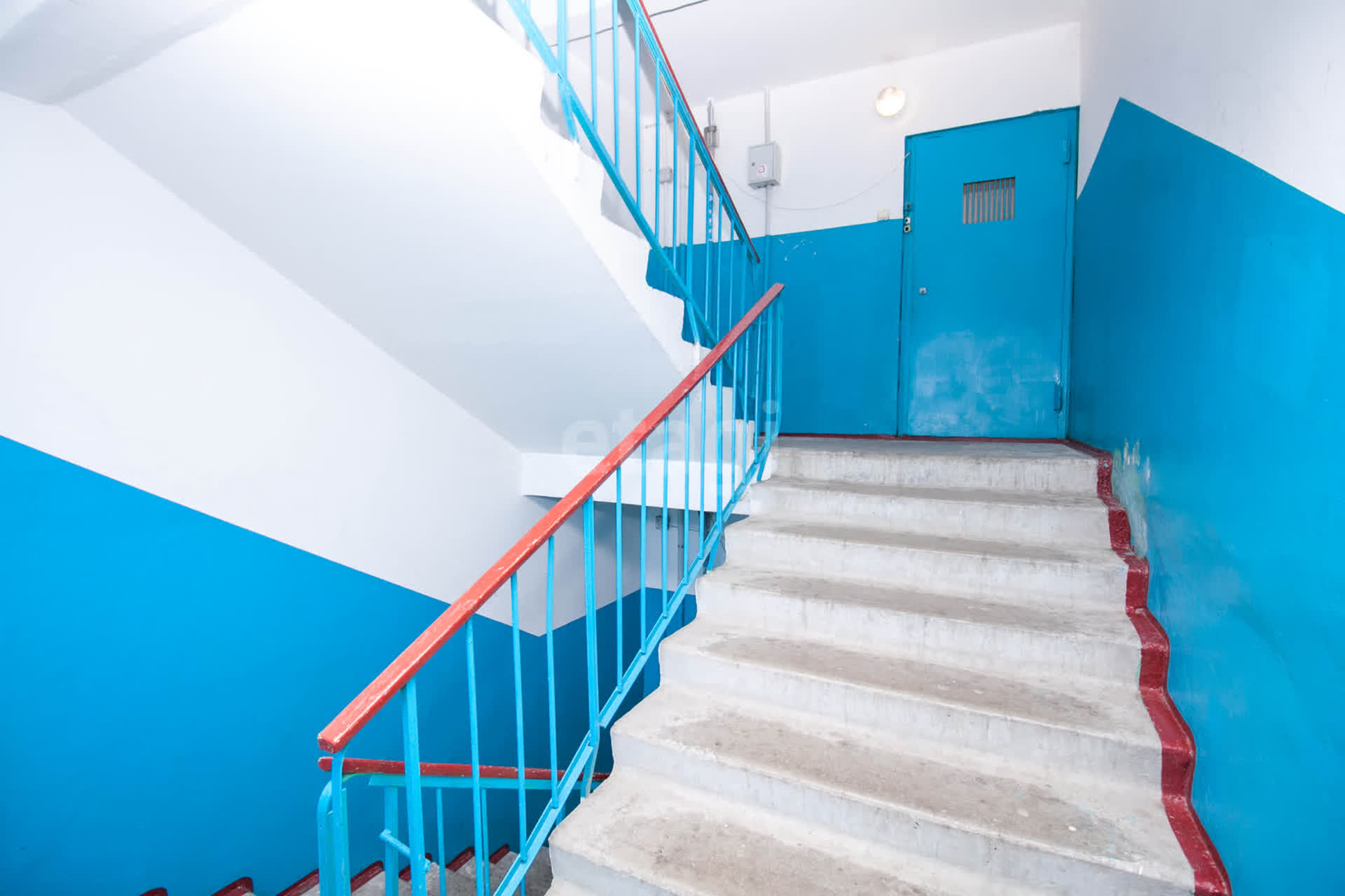 Продажа 2-комнатной квартиры, Южно-Сахалинск, Сахалинская область,  Южно-Сахалинск