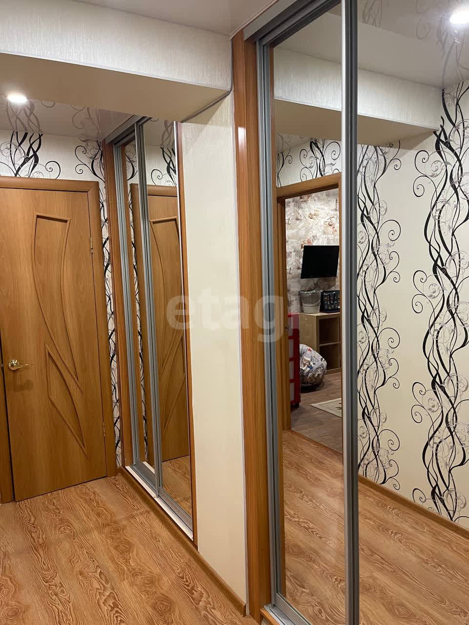 Продажа 4-комнатной квартиры, Южно-Сахалинск, Сахалинская область,  Южно-Сахалинск