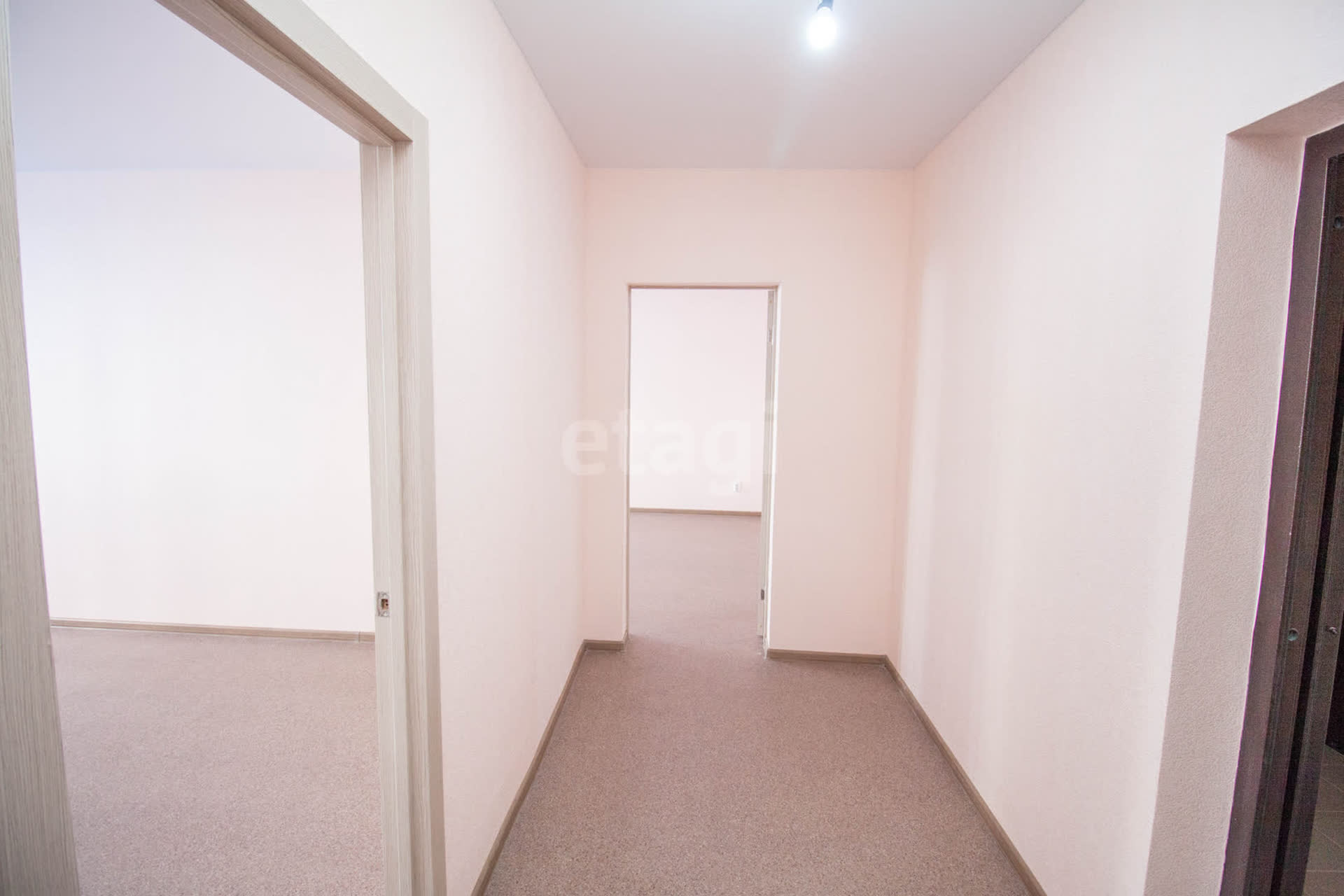 Продажа 2-комнатной квартиры, Южно-Сахалинск, Сахалинская область,  Южно-Сахалинск