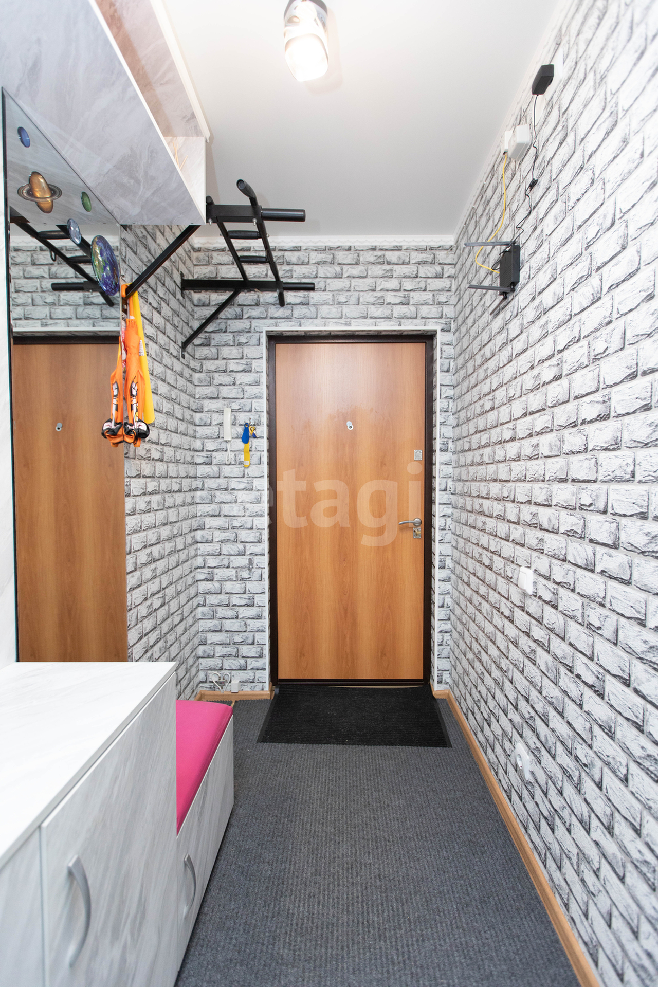 Продажа 3-комнатной квартиры, Южно-Сахалинск, Сахалинская область,  Южно-Сахалинск