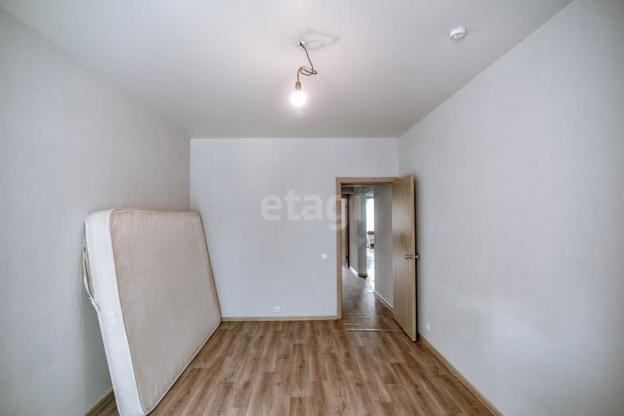 Продажа 2-комнатной квартиры, Южно-Сахалинск, Сахалинская область,  Южно-Сахалинск