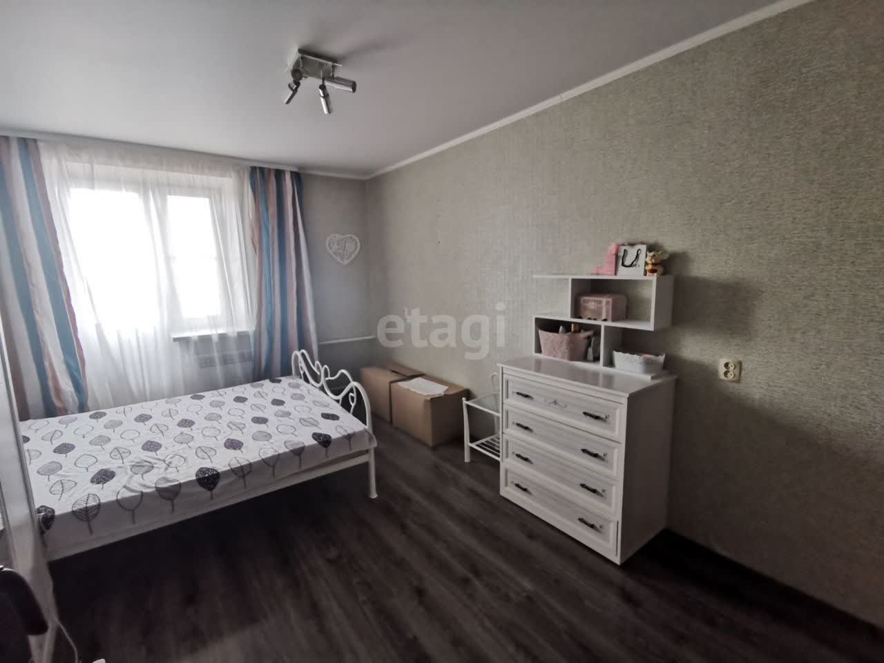 Продажа 4-комнатной квартиры, Калуга, Луначарского,  51