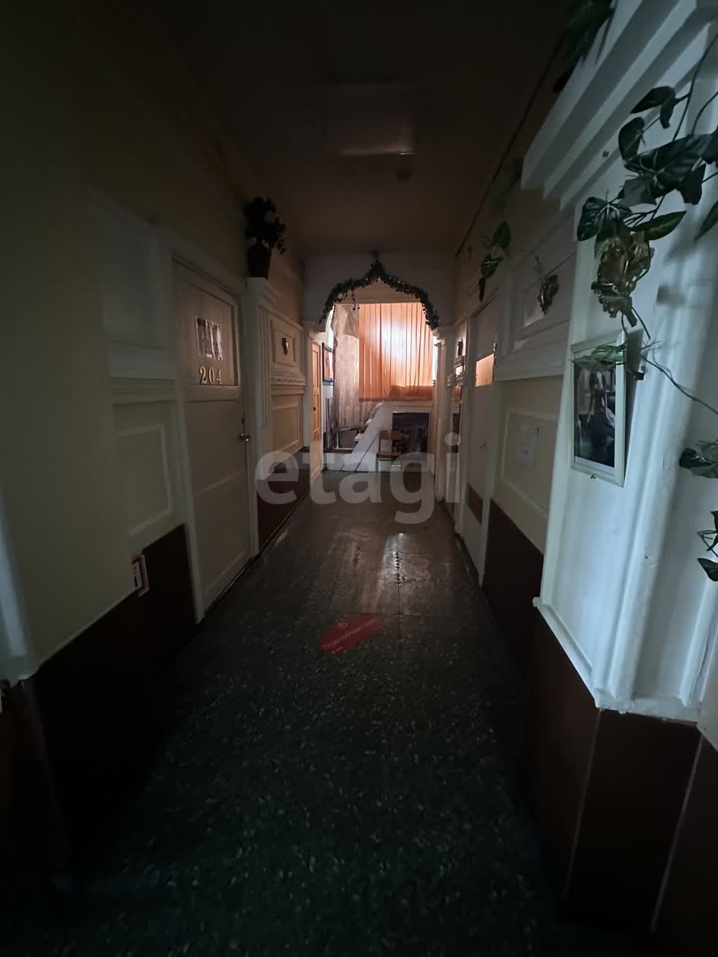 Продажа коммерческой недвижимости, 350м <sup>2</sup>, Южно-Сахалинск, Сахалинская область,  Южно-Сахалинск