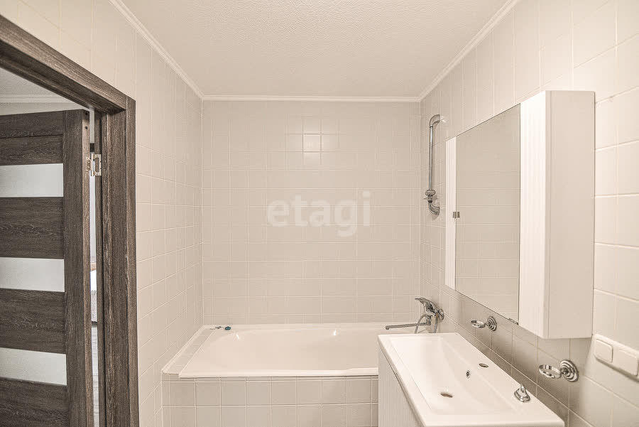 Аренда 2-комнатной квартиры, Южно-Сахалинск, Сахалинская область,  Южно-Сахалинск