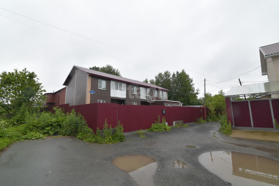 Продажа 4-комнатной квартиры, Южно-Сахалинск, Сахалинская область,  Южно-Сахалинск