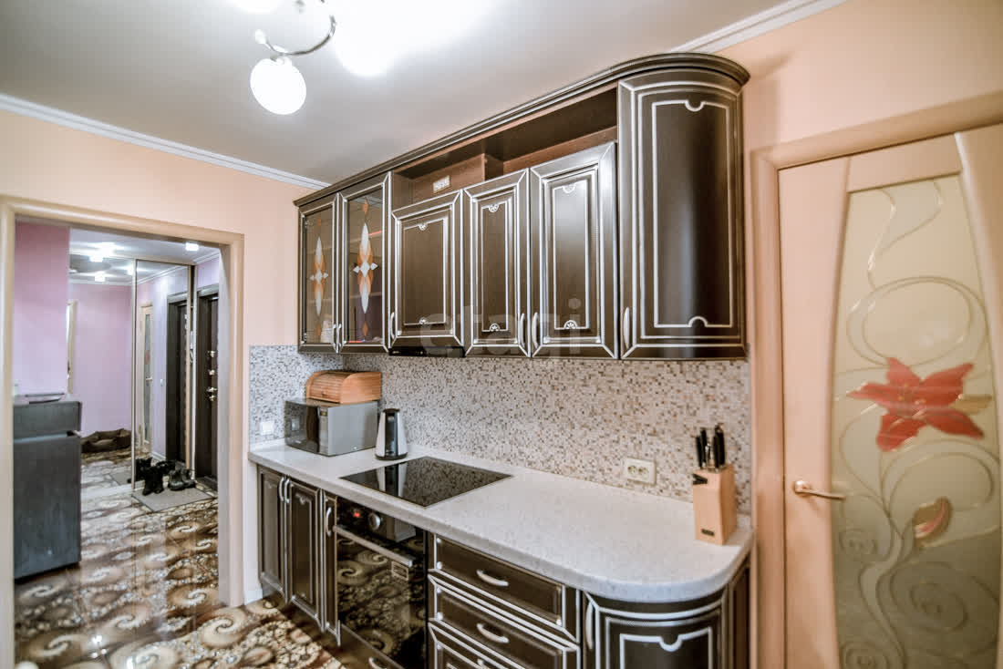 Продажа 2-комнатной квартиры, Южно-Сахалинск, Сахалинская область,  Южно-Сахалинск