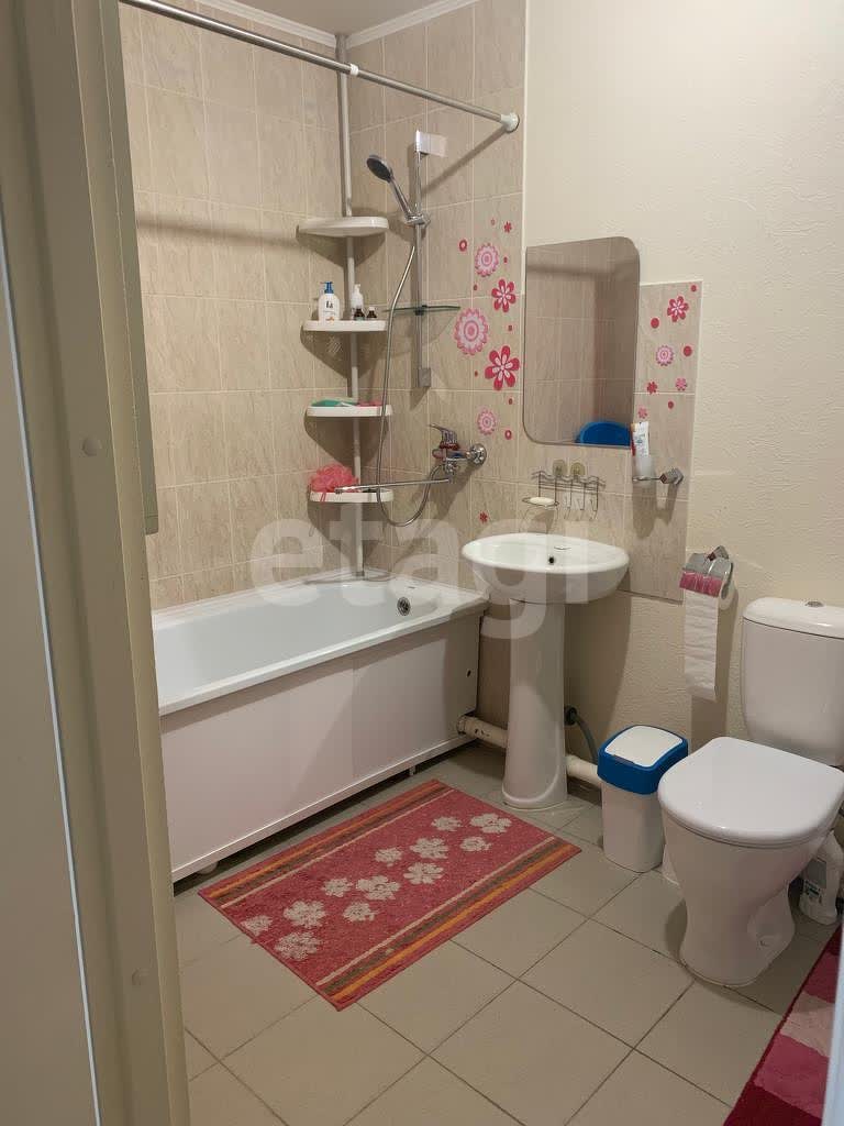 Продажа 2-комнатной квартиры, Южно-Сахалинск, Сахалинская область,  Южно-Сахалинск