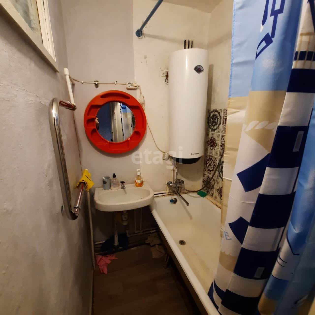 Продажа 2-комнатной квартиры, Южно-Сахалинск, Сахалинская область,  Южно-Сахалинск