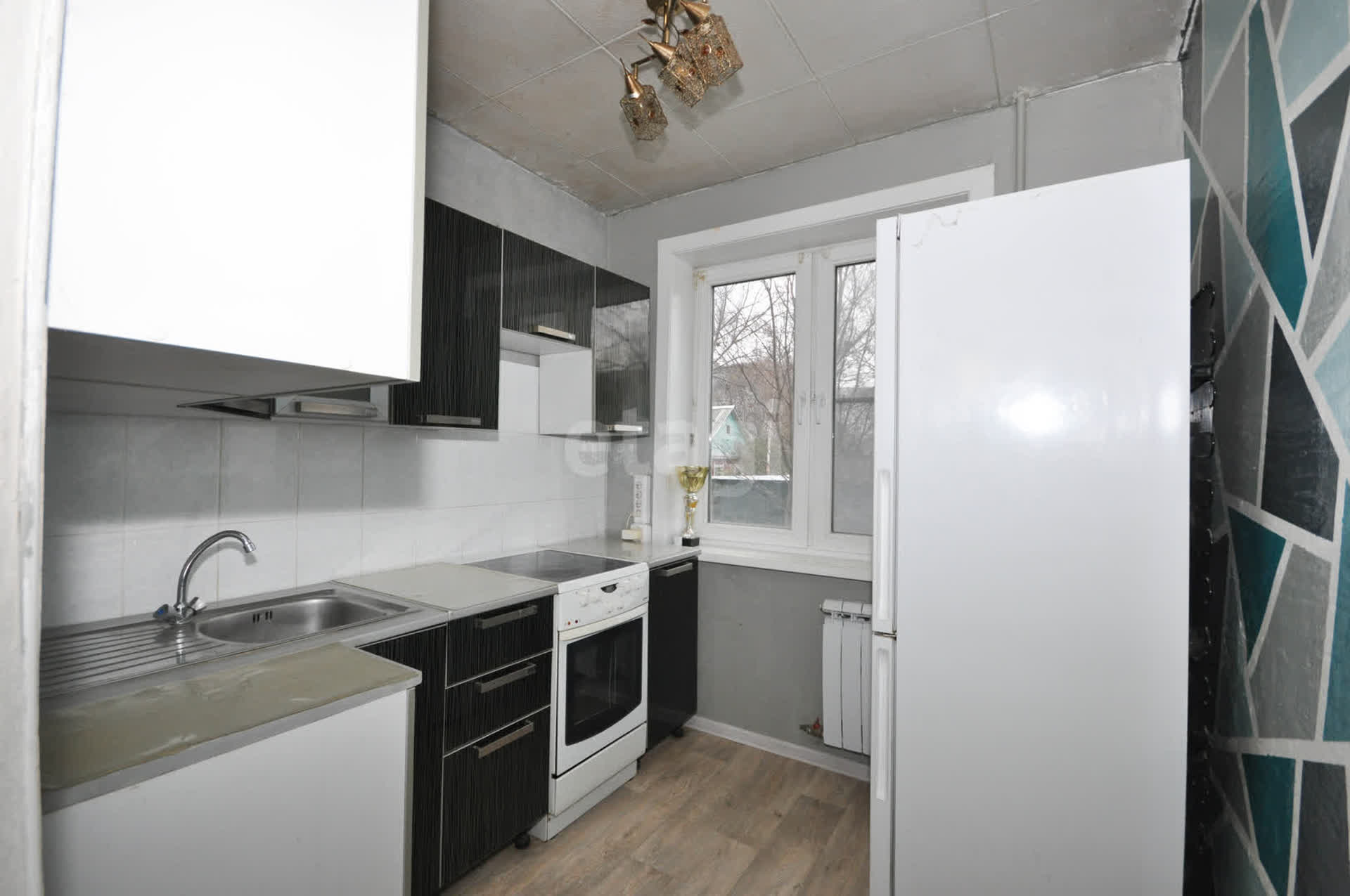 Продажа 4-комнатной квартиры, Южно-Сахалинск, Сахалинская область,  Южно-Сахалинск