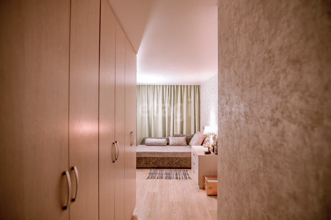 Продажа 2-комнатной квартиры, Южно-Сахалинск, Сахалинская область,  Южно-Сахалинск