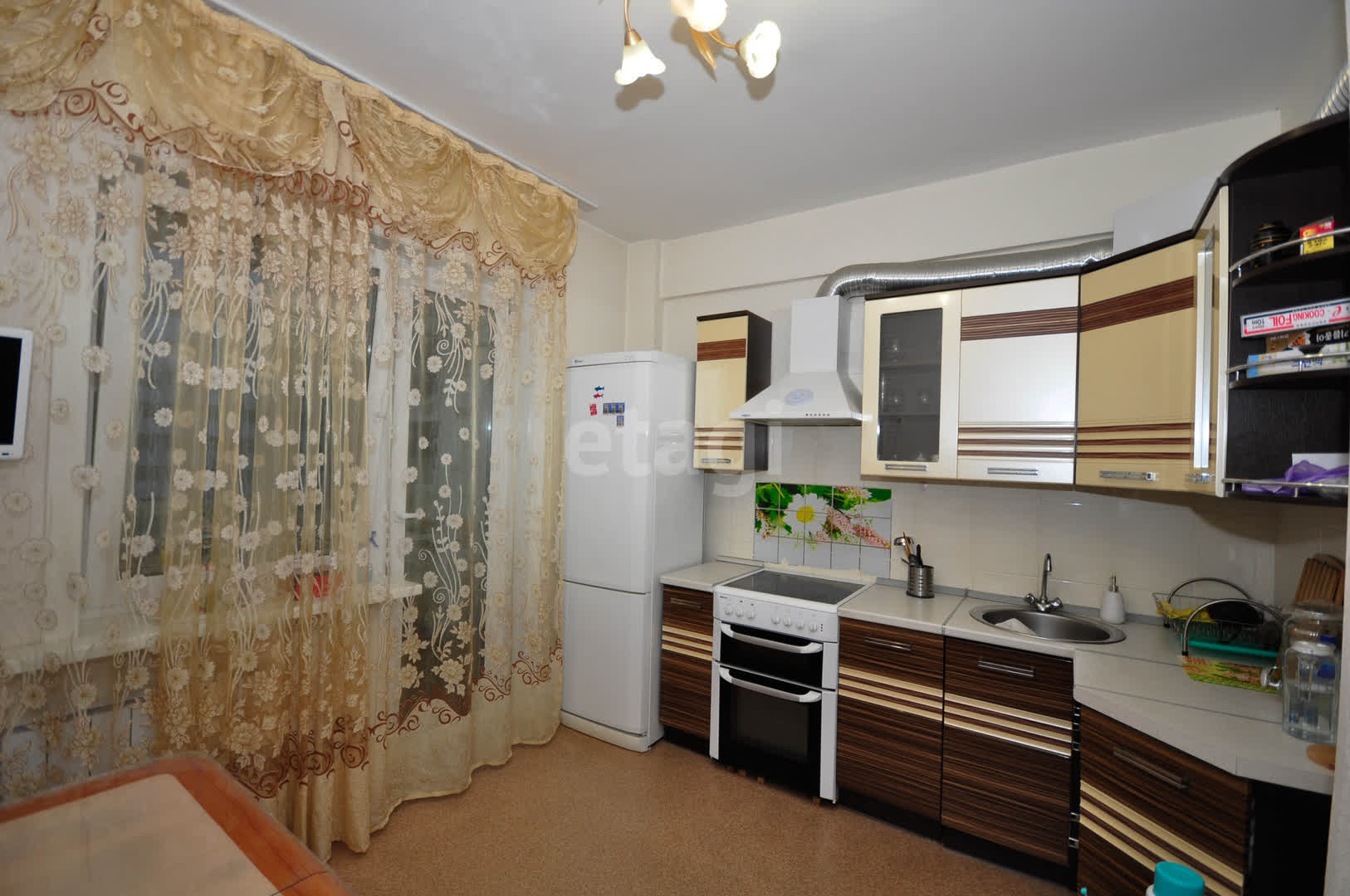 Продажа 3-комнатной квартиры, Южно-Сахалинск, Сахалинская область,  Южно-Сахалинск