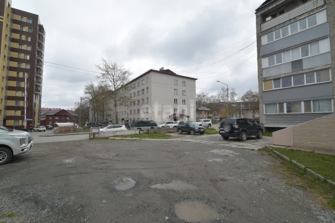 Продажа коммерческой недвижимости, 250м <sup>2</sup>, Южно-Сахалинск, Сахалинская область,  Южно-Сахалинск