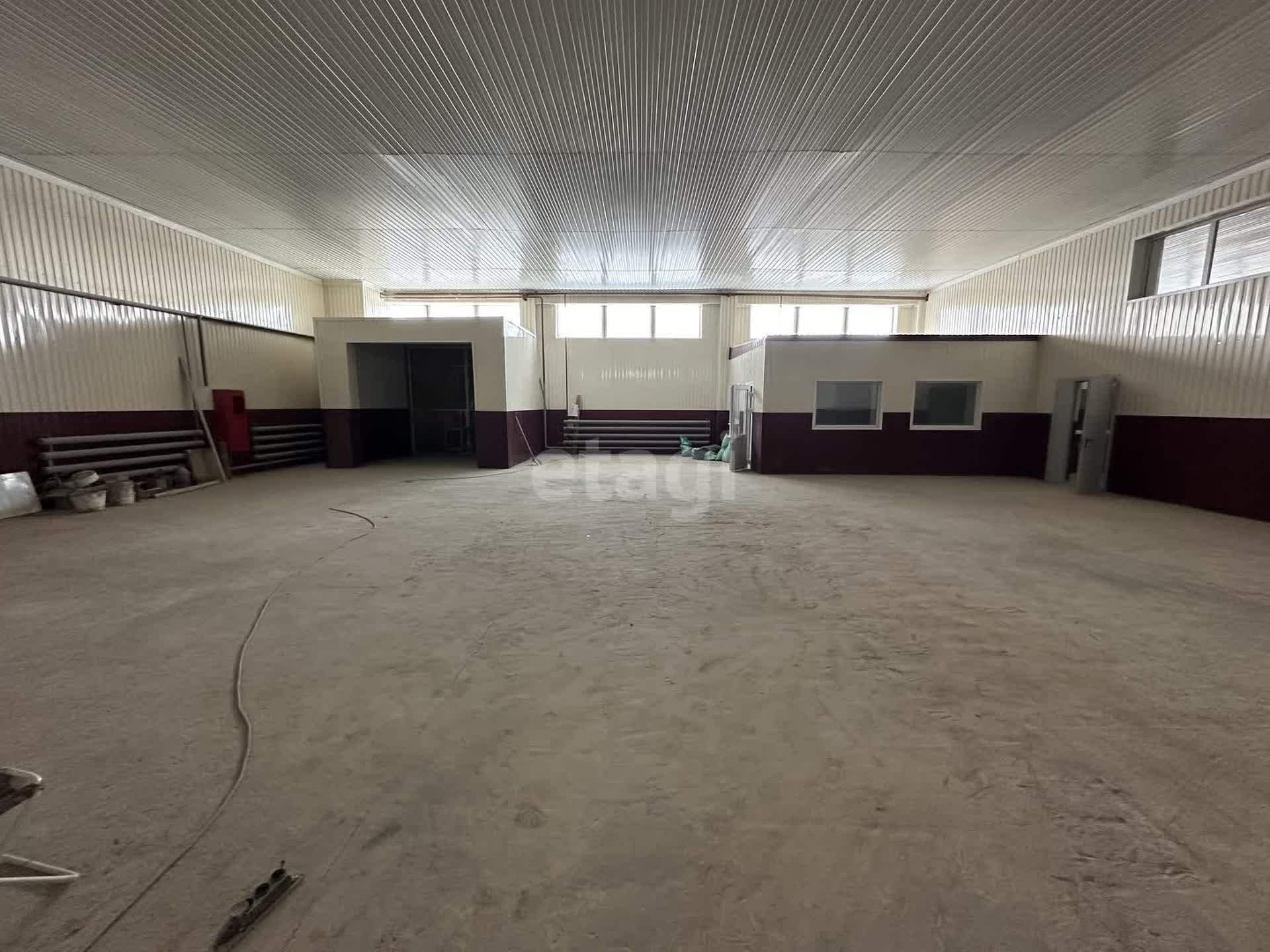 Аренда коммерческой недвижимости, 202м <sup>2</sup>, Новый Уренгой, Ямало-Ненецкий АО,  Новый Уренгой