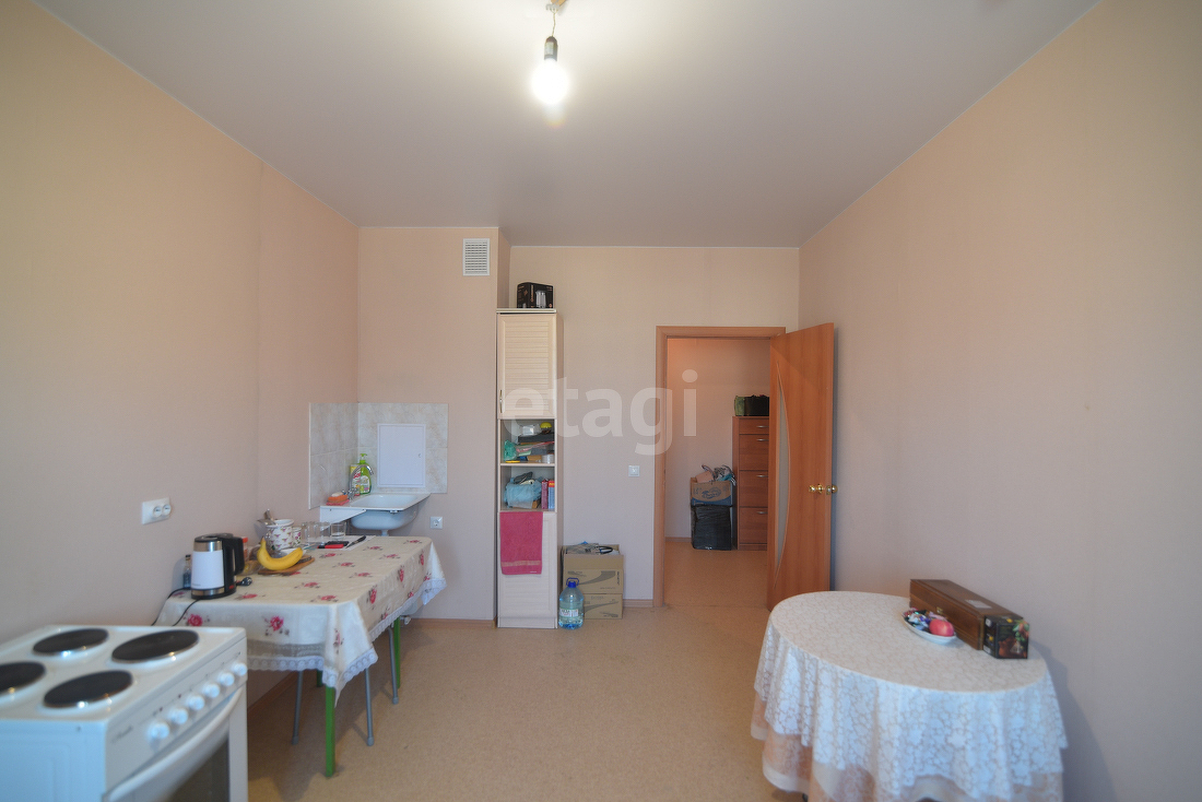 Продажа 3-комнатной квартиры, Южно-Сахалинск, Сахалинская область,  Южно-Сахалинск