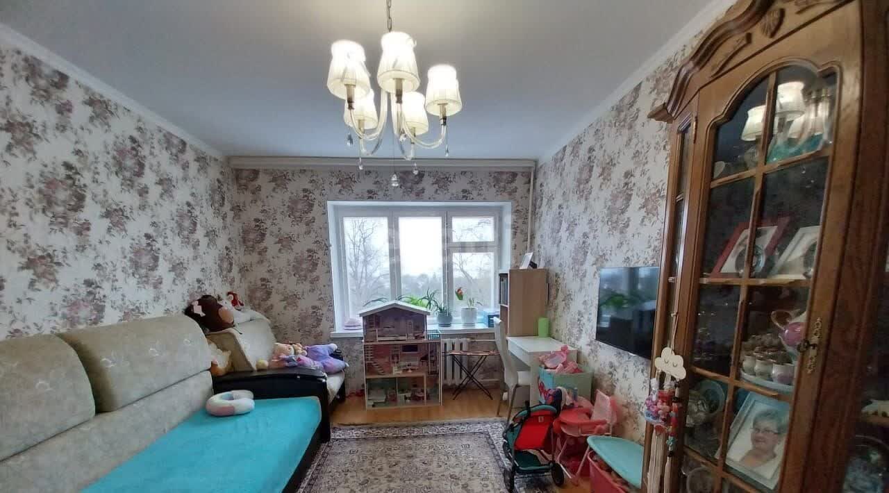 Продажа 4-комнатной квартиры, Калуга, Московская,  9